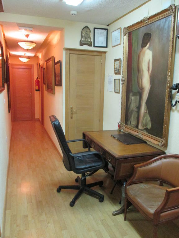 Hostal Pradillo Мостолес Екстериор снимка